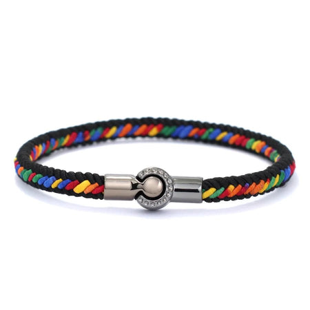 Bracelet cordon homme tressé multicolore à trame noire doté d'un fermoir cylindrique poli miroir