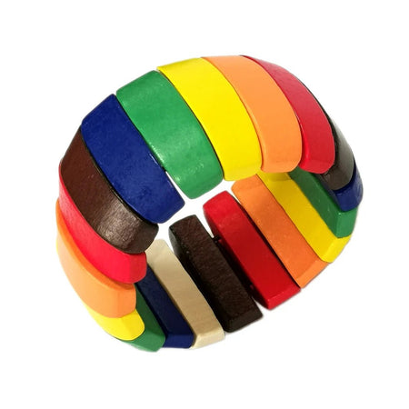 Bracelet femme large en bois multicolore composé de lames rectangulaires sur fil élastique
