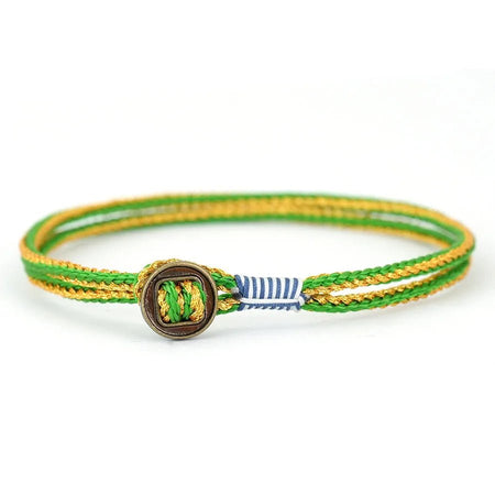 Bracelet homme cordon nylon tressé jaune et vert à surliure bleu-blanc et fermoir bouton patiné