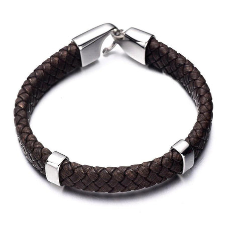Bracelet homme cuir marron tressé avec deux anneaux acier argenté et fermoir crochet moderne