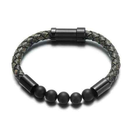 Bracelet homme cuir tressé patiné avec perles noires mates et entretoises métalliques pour style urbain sophistiqué